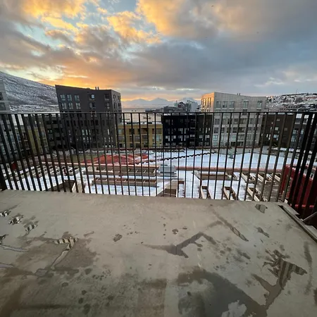 The Arctic Explorer Exclusive Tromso Exterior photo
